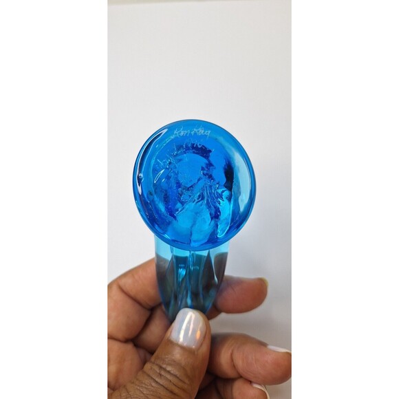 Vintge 1990 Blue Bird Ron Roy Signed Paper Weight Collectible Art Round Base - Picture 6 of 8